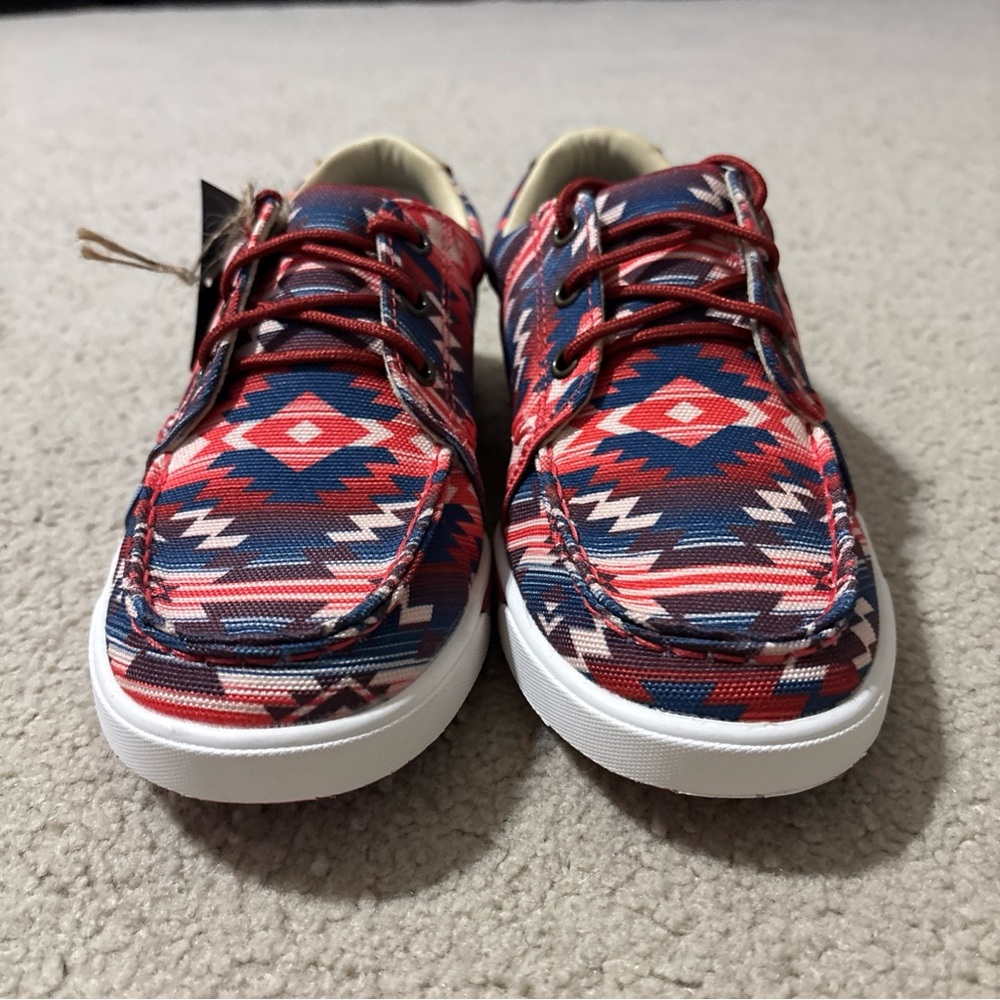 Wrangler WomensSize 6.5M Red Ombre Aztec Print Low Top Casual Shoes KWC0021 NEW - Picture 3 of 11